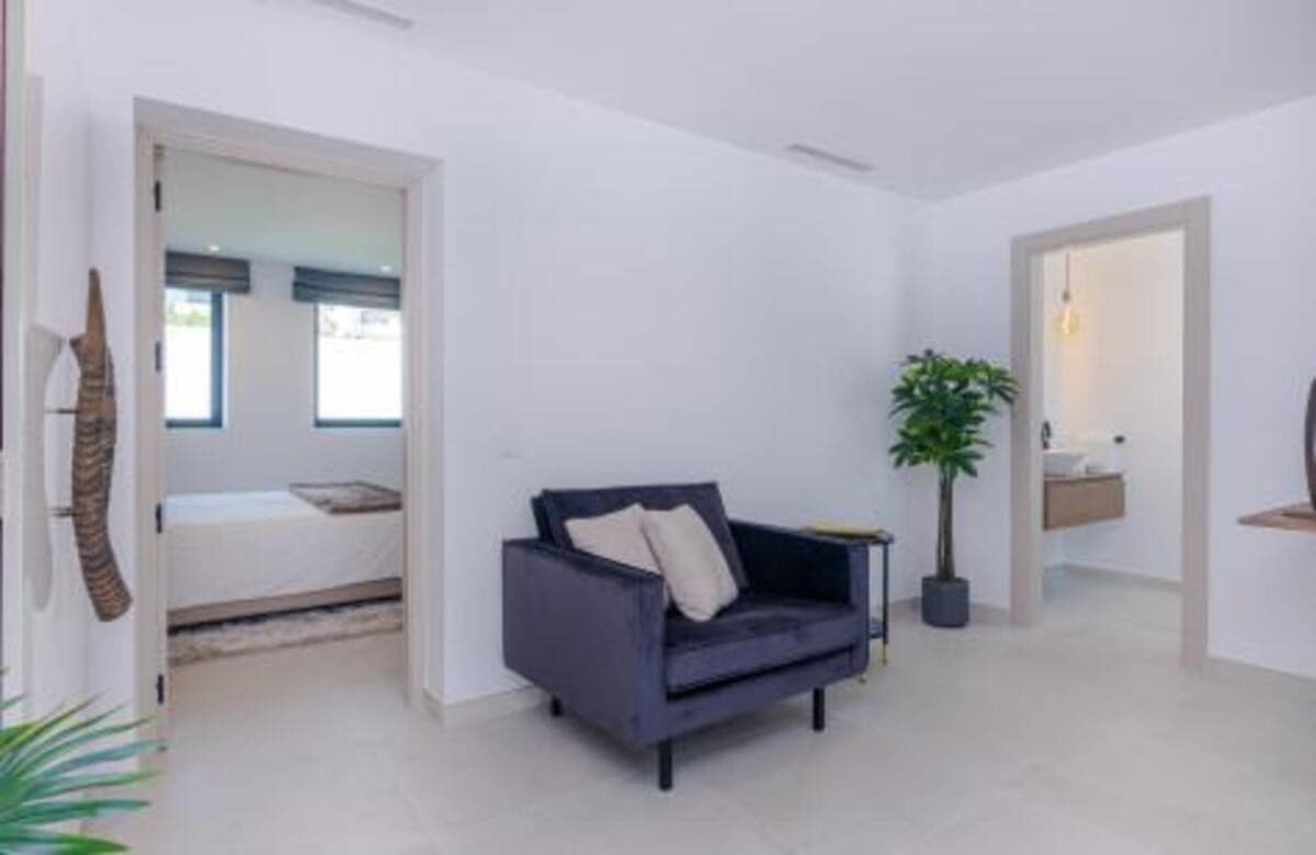 5 slaapkamer Villa te huur in Guadalmina met zwembad garage - € 11.500 (Ref: 7752661)