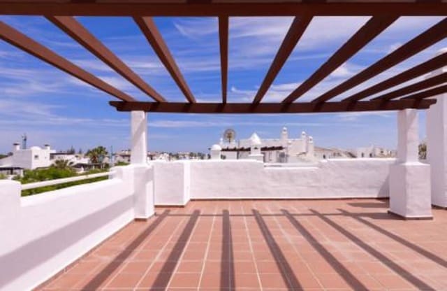 4 soverom Penthouse til salgs i Nueva Alcántara, Marbella med svømmebasseng garasje - € 1 450 000 (Ref: 7759946)