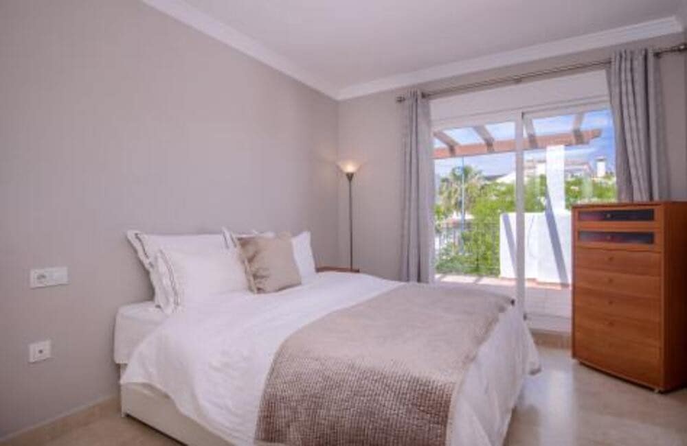 4 chambre Penthouse à vendre à San Pedro de Alcantara avec piscine garage - 1 450 000 € (Ref: 7759946)