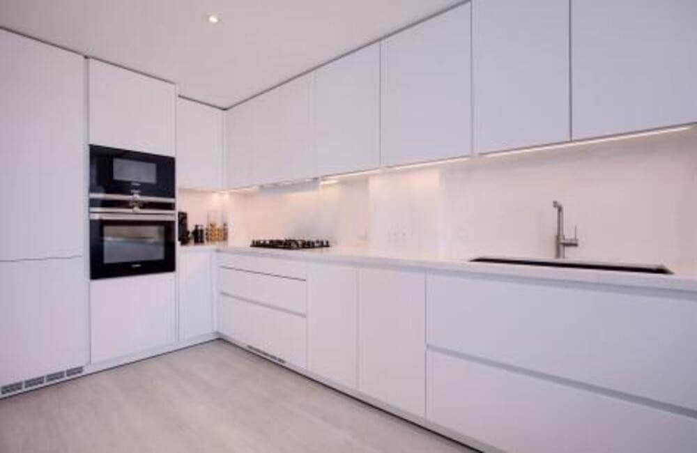 4 chambre Penthouse à vendre à San Pedro de Alcantara avec piscine garage - 1 450 000 € (Ref: 7759946)