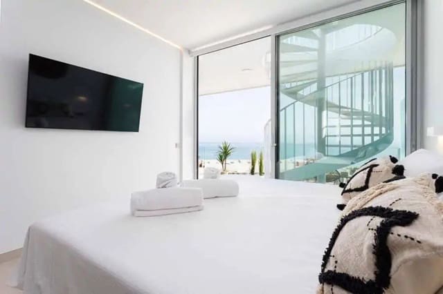 2 sovrum Takvåning till salu i Zona Puerto Deportivo, Fuengirola med pool garage - 739 000 € (Ref: 7763850)