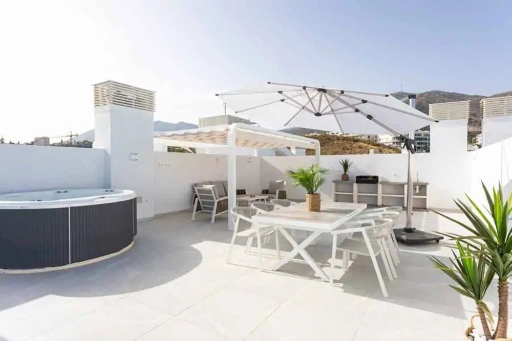 2 soverom Penthouse til salgs i Fuengirola med svømmebasseng garasje - € 739 000 (Ref: 7763850)