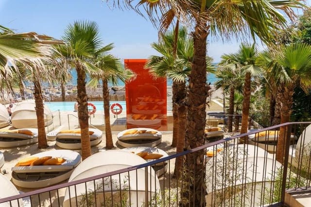 2 sovrum Takvåning till salu i Zona Puerto Deportivo, Fuengirola med pool garage - 739 000 € (Ref: 7763850)
