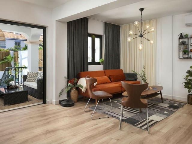 4 quarto Casa em Banda para venda em Los Naranjos, Marbella com piscina garagem - 995 000 € (Ref: 7770174)