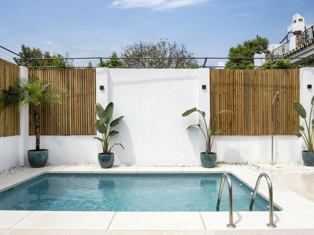 4 quarto Casa em Banda para venda em Marbella com piscina garagem - 995 000 € (Ref: 7770174)