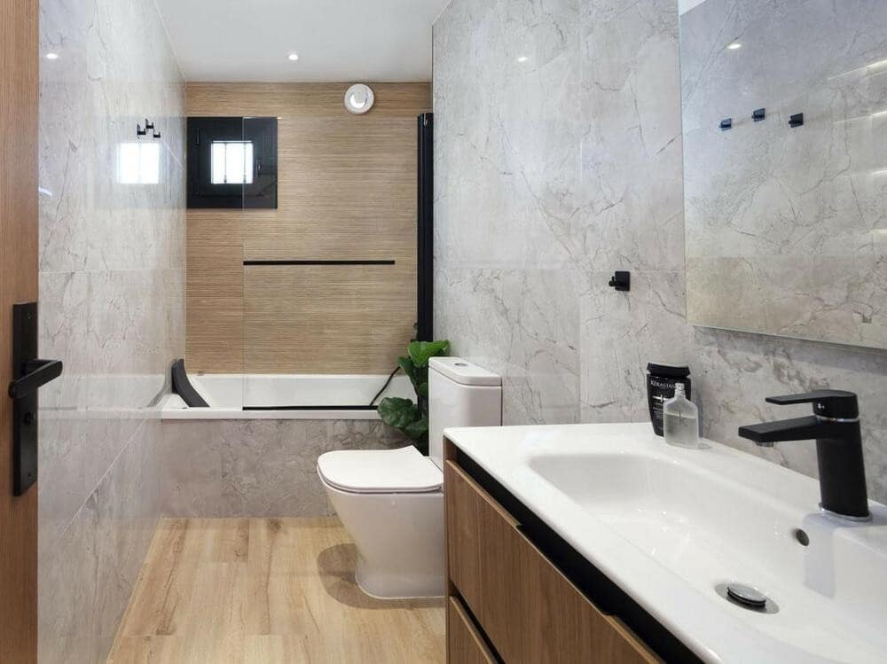 4 quarto Casa em Banda para venda em Marbella com piscina garagem - 995 000 € (Ref: 7770174)