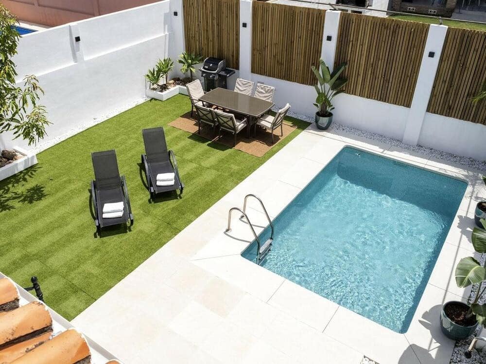 4 quarto Casa em Banda para venda em Marbella com piscina garagem - 995 000 € (Ref: 7770174)