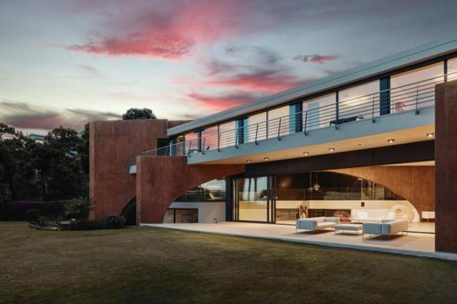 8 chambre Villa/Maison à vendre à La Zagaleta - El Madroñal, Benahavís avec piscine garage - 5 750 000 € (Ref: 7787819)