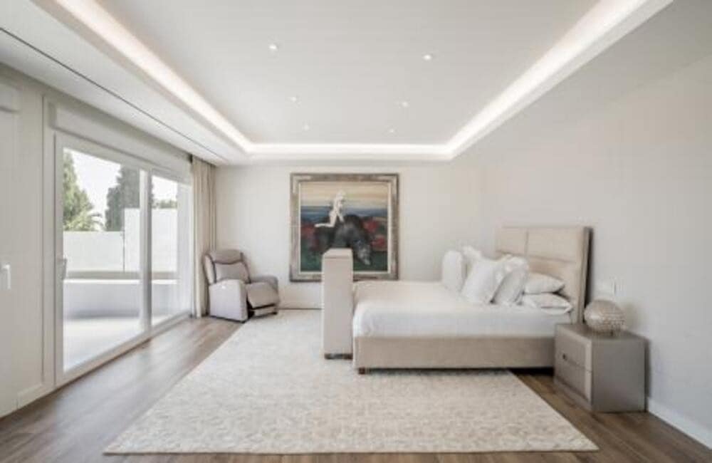 5 makuuhuone Huvila myytävänä paikassa Marbella mukana uima-altaan 
autotalli - 3 490 000 € (Ref: 7794661)