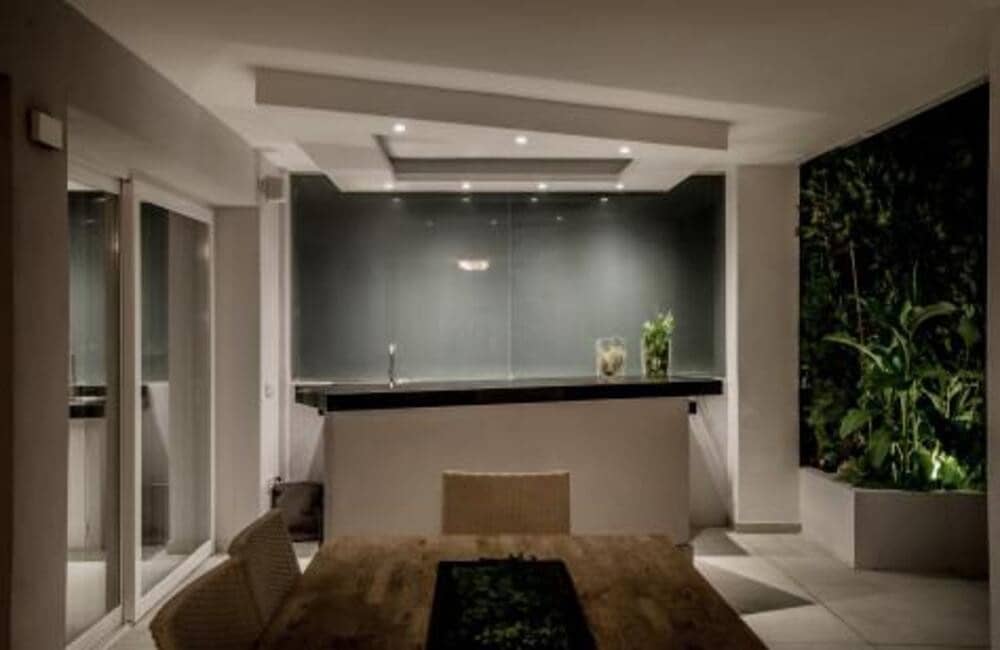 5 makuuhuone Huvila myytävänä paikassa Marbella mukana uima-altaan 
autotalli - 3 490 000 € (Ref: 7794661)