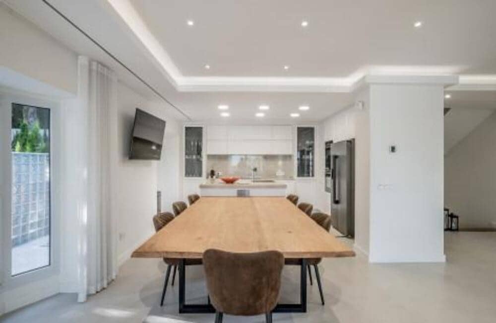 5 makuuhuone Huvila myytävänä paikassa Marbella mukana uima-altaan 
autotalli - 3 490 000 € (Ref: 7794661)