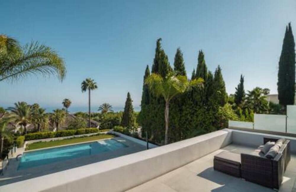 5 makuuhuone Huvila myytävänä paikassa Marbella mukana uima-altaan 
autotalli - 3 490 000 € (Ref: 7794661)