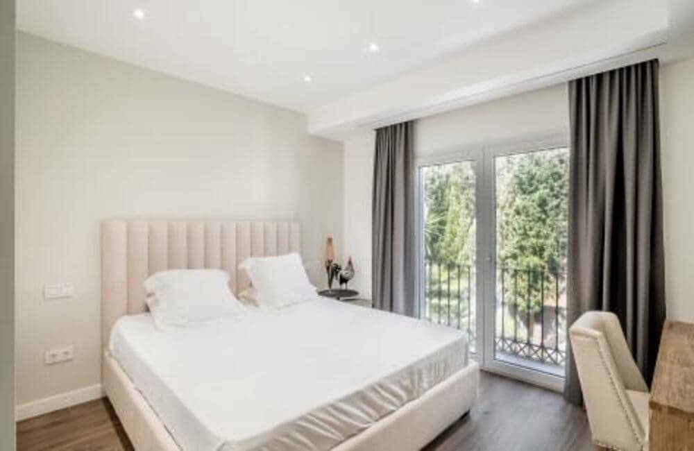 5 makuuhuone Huvila myytävänä paikassa Marbella mukana uima-altaan 
autotalli - 3 490 000 € (Ref: 7794661)