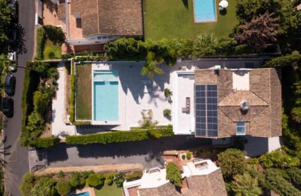 5 makuuhuone Huvila myytävänä paikassa Marbella mukana uima-altaan 
autotalli - 3 490 000 € (Ref: 7794661)