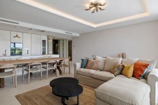 4 makuuhuone Huoneisto myytävänä paikassa Nueva Andalucía Centro, Marbella mukana uima-altaan 
autotalli - 1 575 000 € (Ref: 7799588)