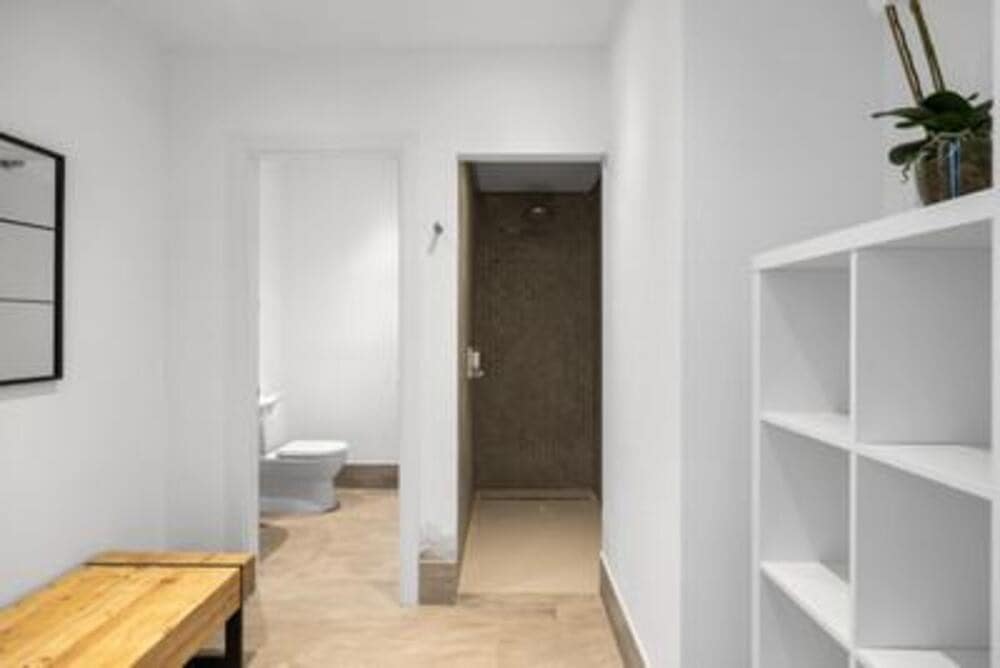 Apartamento de 4 habitaciones en Nueva Andalucia en venta con piscina garaje - 1.575.000 € (Ref: 7799588)