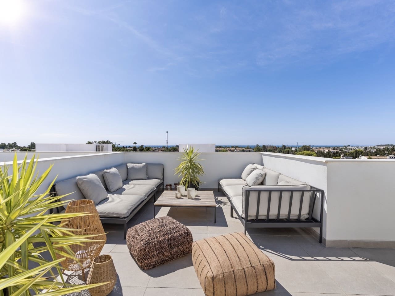 5 quarto Casa em Banda para venda em Marbella com piscina garagem - 995 000 € (Ref: 7799593)