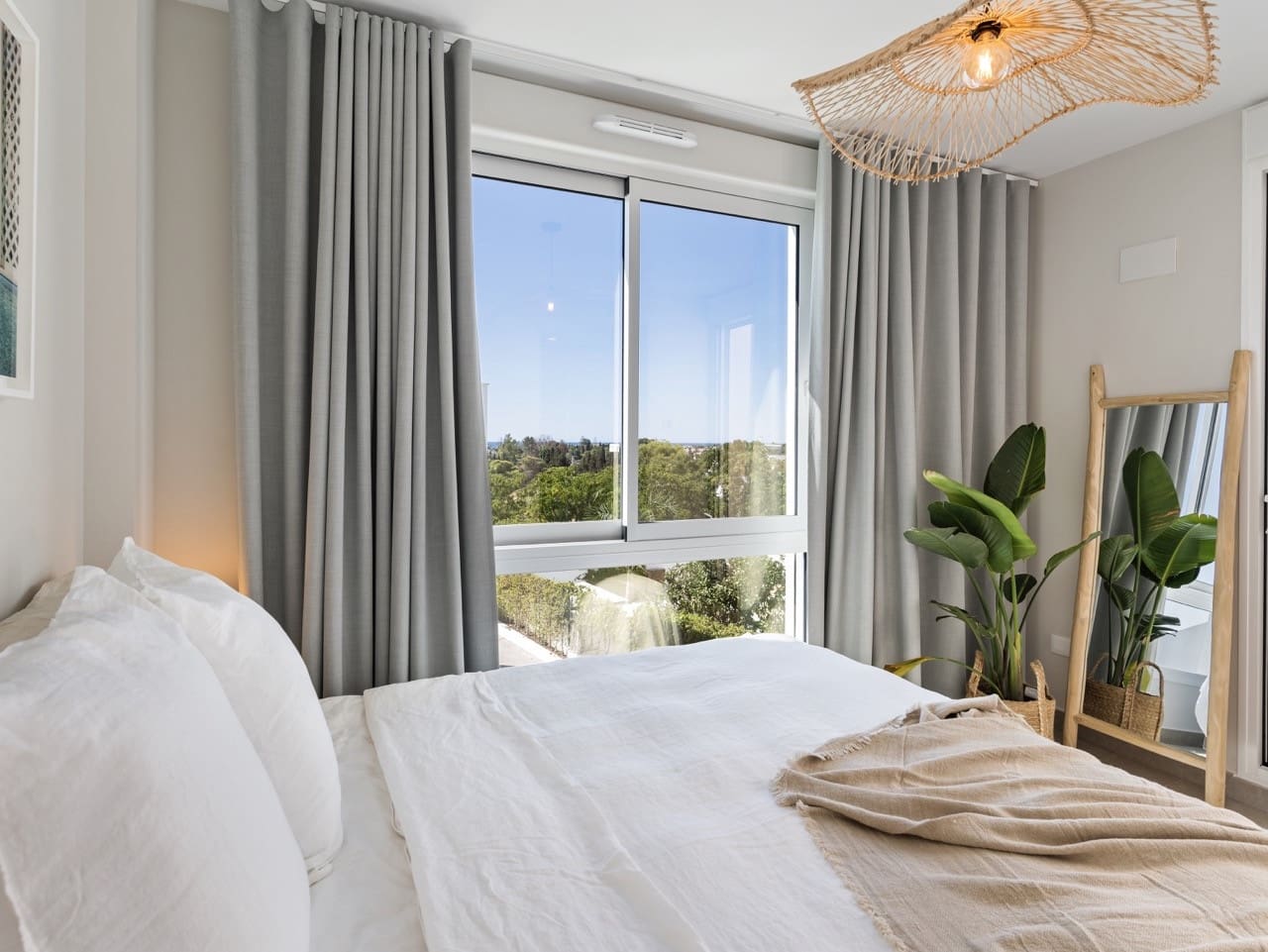 5 quarto Casa em Banda para venda em Marbella com piscina garagem - 995 000 € (Ref: 7799593)