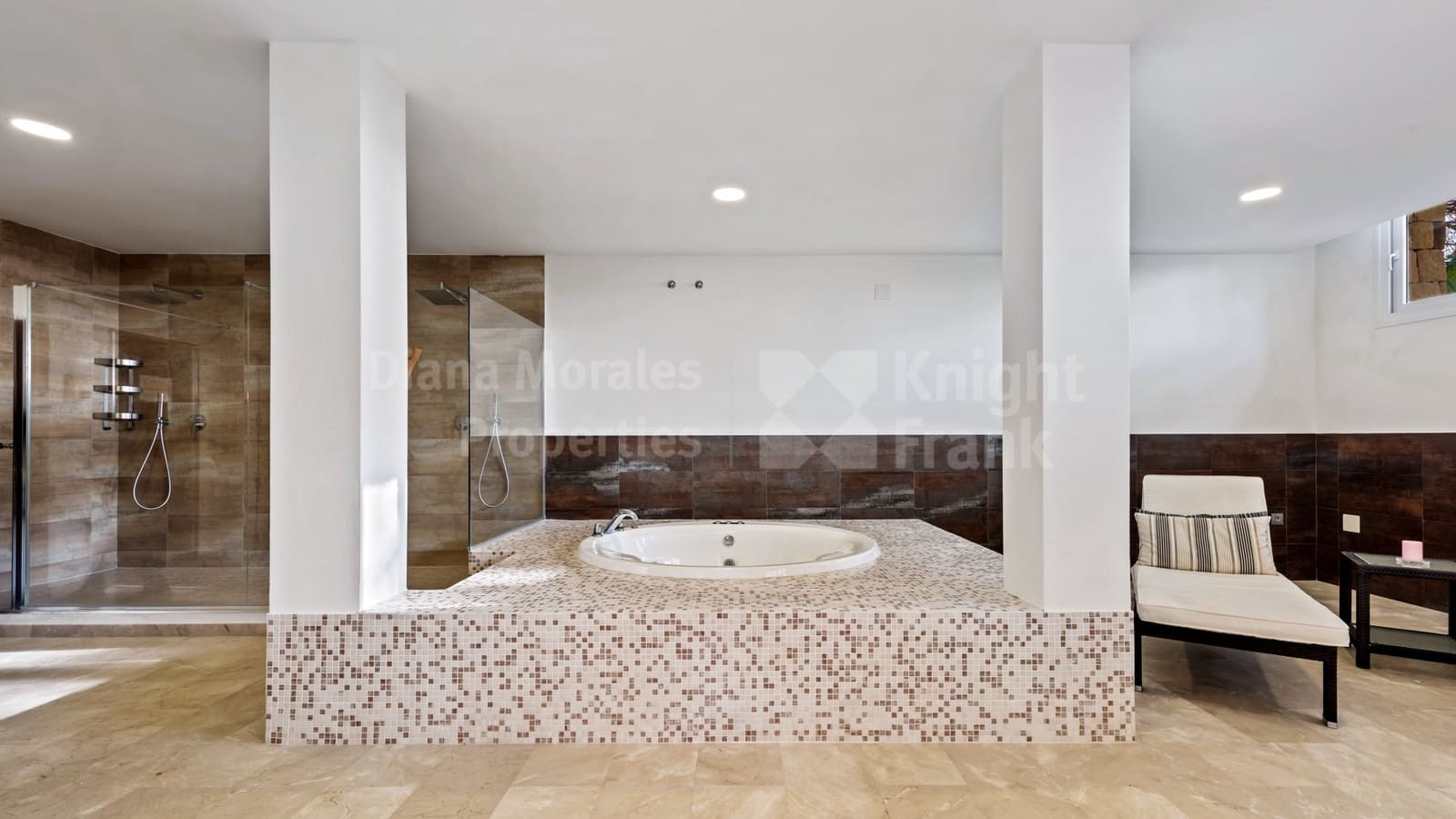 7 soverom Villa til salgs i Marbella med svømmebasseng garasje - € 2 750 000 (Ref: 7799596)