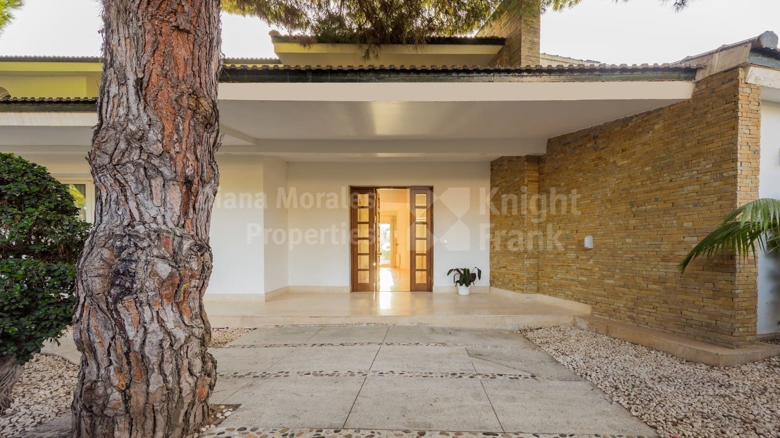 Chalet de 7 habitaciones en Marbella en venta con piscina garaje - 2.750.000 € (Ref: 7799596)