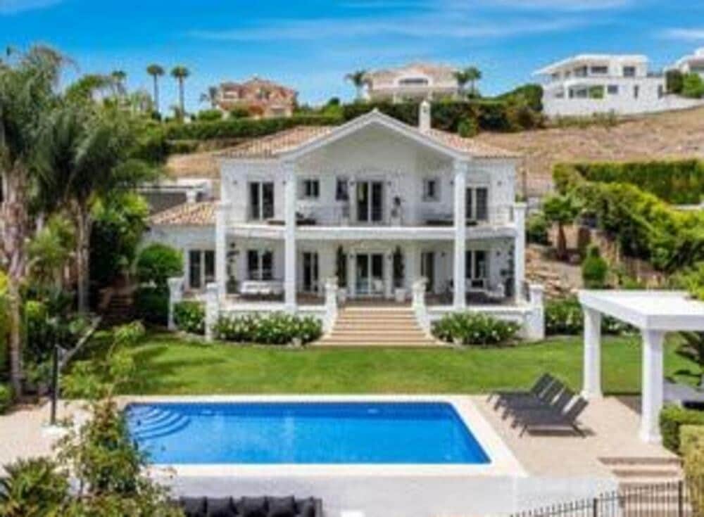 6 soverom Villa til salgs i Marbella med svømmebasseng garasje - € 3 100 000 (Ref: 7802582)