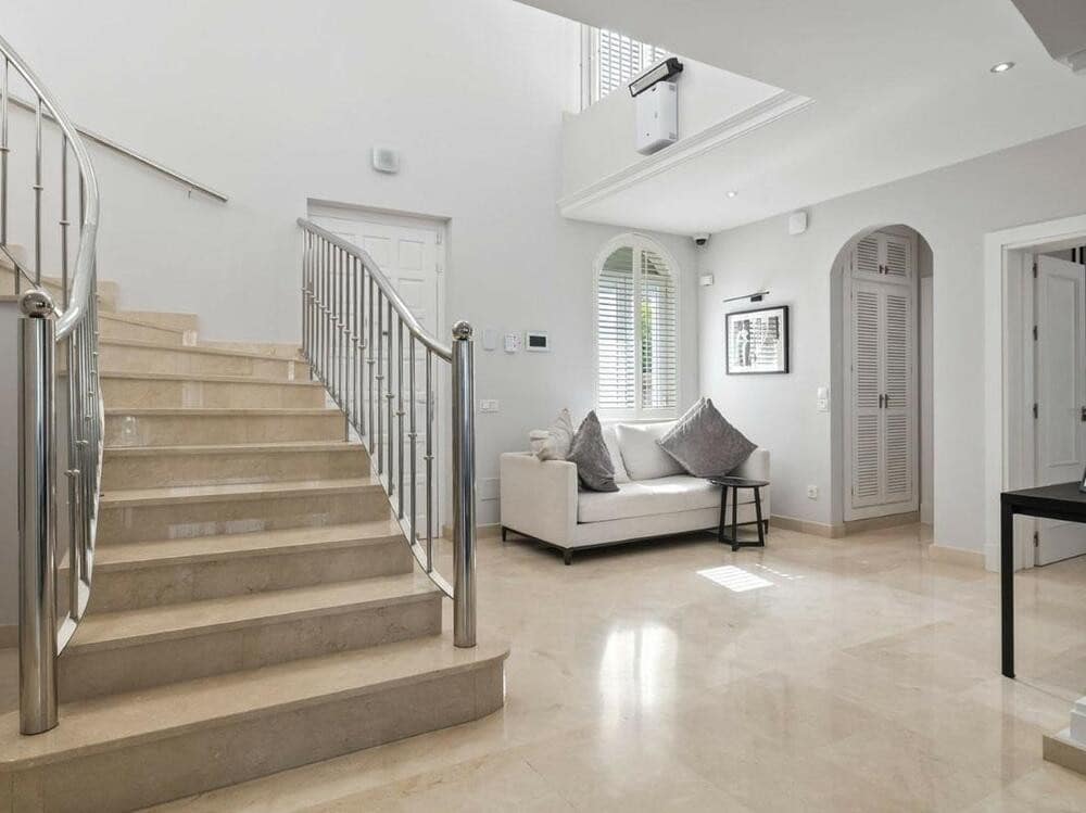 6 soverom Villa til salgs i Marbella med svømmebasseng garasje - € 3 100 000 (Ref: 7802582)