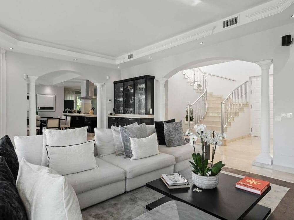 6 soverom Villa til salgs i Marbella med svømmebasseng garasje - € 3 100 000 (Ref: 7802582)