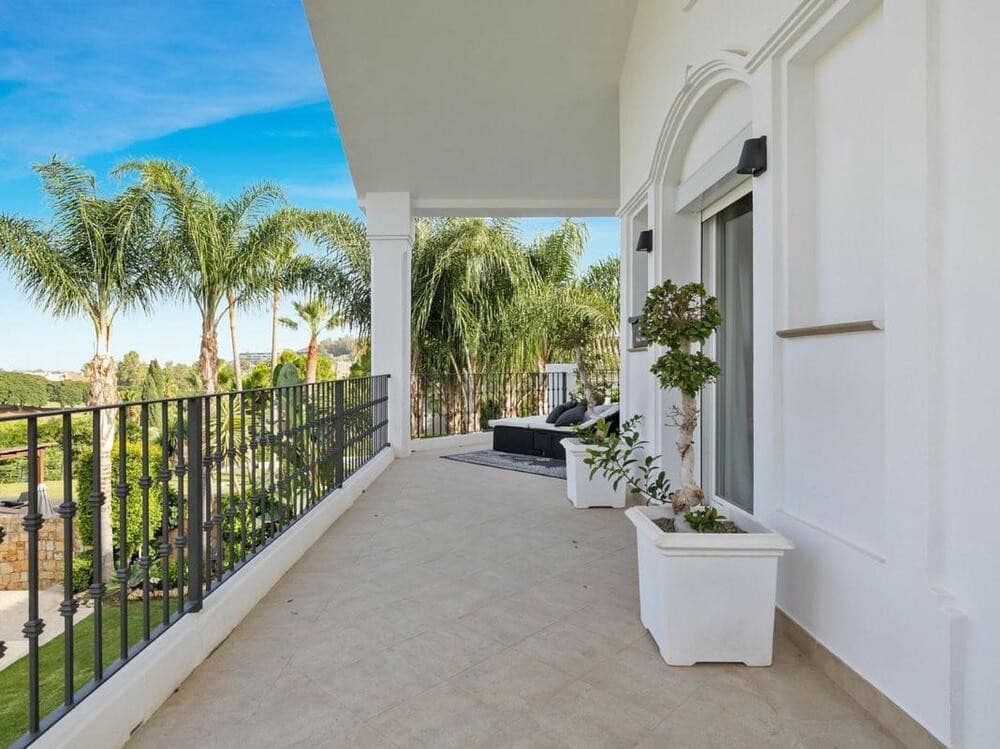 6 soverom Villa til salgs i Marbella med svømmebasseng garasje - € 3 100 000 (Ref: 7802582)