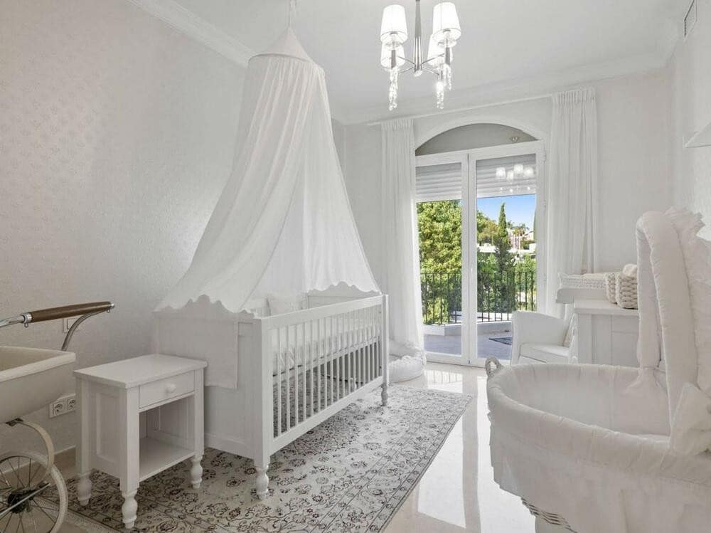 6 soverom Villa til salgs i Marbella med svømmebasseng garasje - € 3 100 000 (Ref: 7802582)