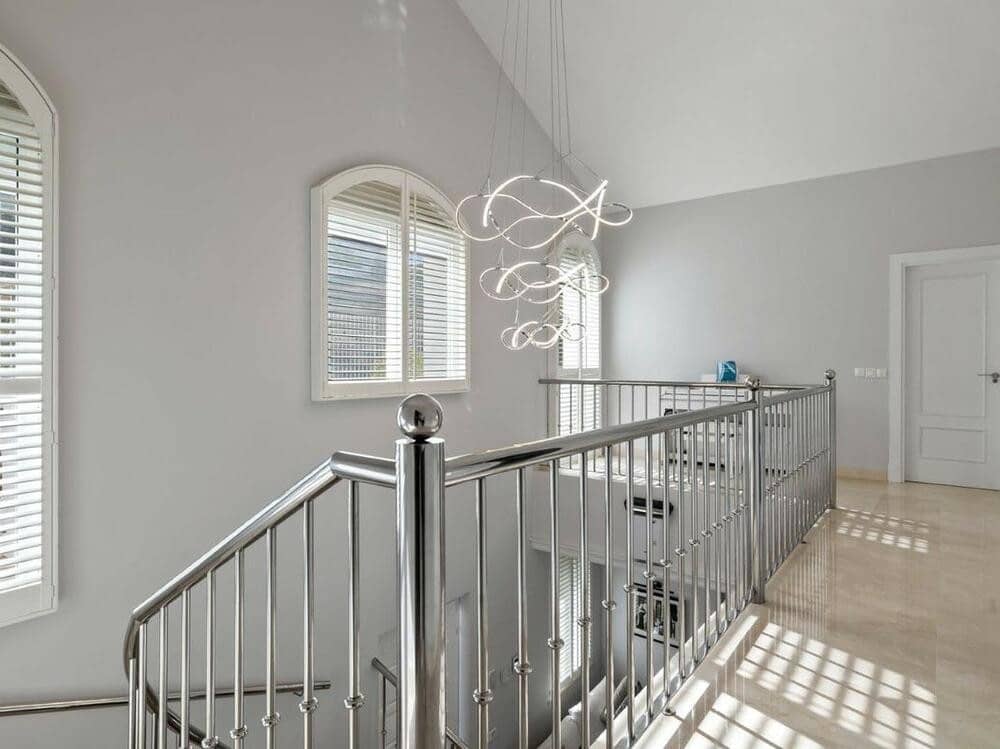 6 soverom Villa til salgs i Marbella med svømmebasseng garasje - € 3 100 000 (Ref: 7802582)