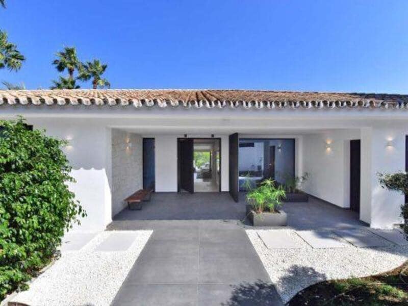 4 soveværelse Villa til leje i Marbella med swimmingpool garage - € 15.000 (Ref: 7802583)