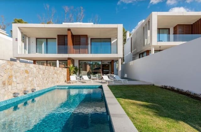 3 soverom Kjedet enebolig til salgs i Lomas De Marbella, Marbella med svømmebasseng garasje - € 1 990 000 (Ref: 7804548)