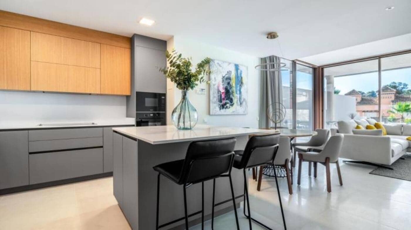 3 soverom Kjedet enebolig til salgs i Marbella med svømmebasseng garasje - € 1 990 000 (Ref: 7804548)