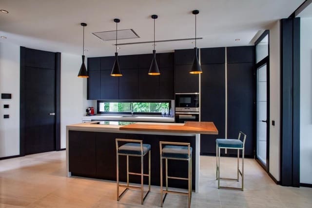 7 chambre Villa/Maison à vendre à Los Naranjos, Marbella avec piscine garage - 4 900 000 € (Ref: 7807514)