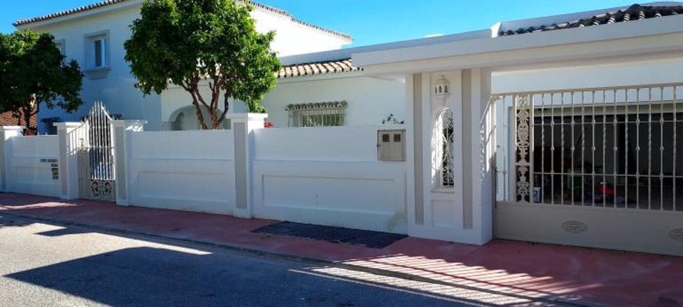 5 chambre Villa/Maison à vendre à Guadalmina avec piscine garage - 1 900 000 € (Ref: 7809271)
