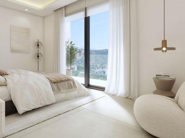 4 quarto Moradia para venda em Valle Romano Golf, Estepona com piscina garagem - 730 000 € (Ref: 7815378)