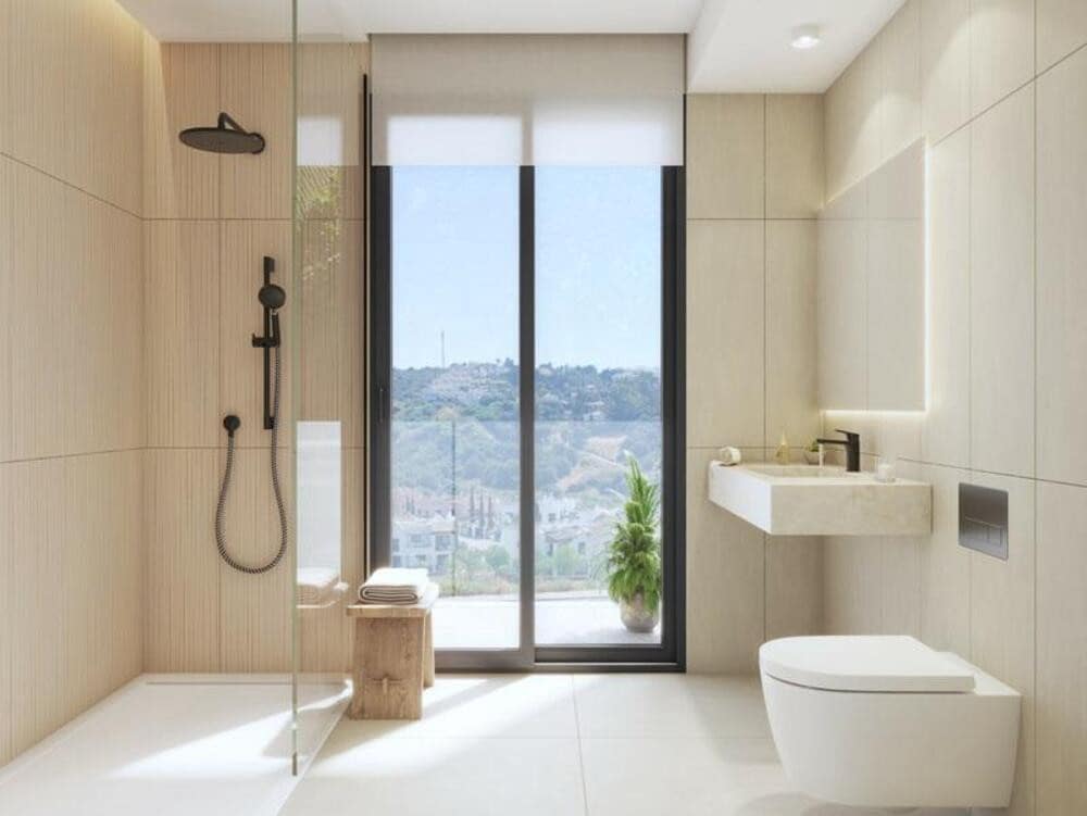 4 quarto Moradia para venda em Estepona com piscina garagem - 730 000 € (Ref: 7815378)