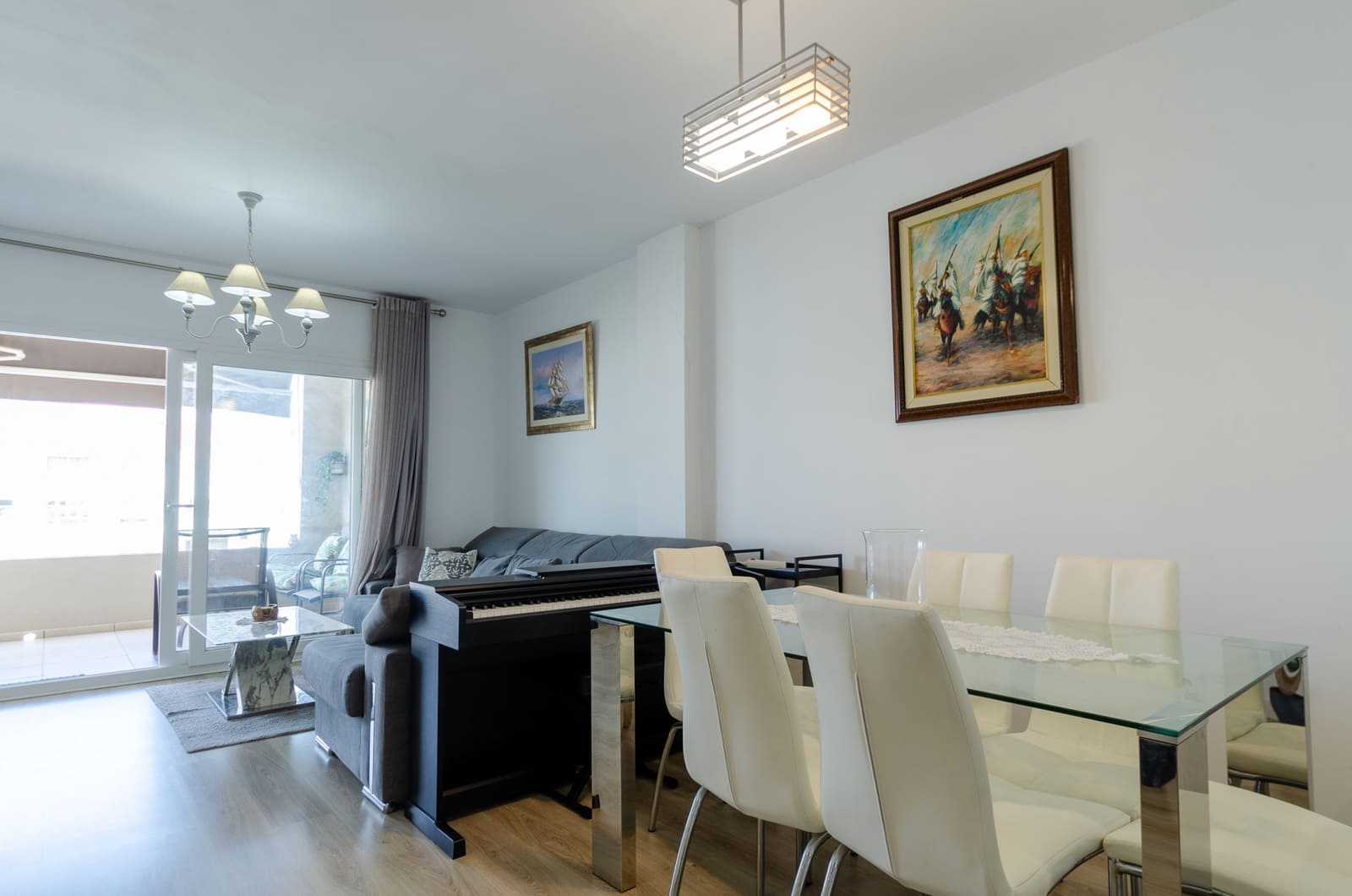 3 soverom Leilighet til salgs i Marbella med svømmebasseng garasje - € 430 000 (Ref: 7825046)