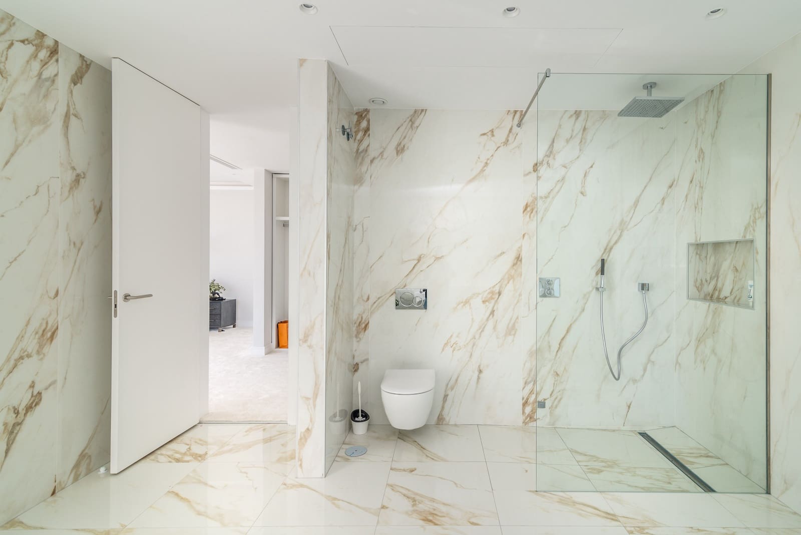 8 soveværelse Villa til salg i Nueva Andalucia med swimmingpool garage - € 7.900.000 (Ref: 7826734)