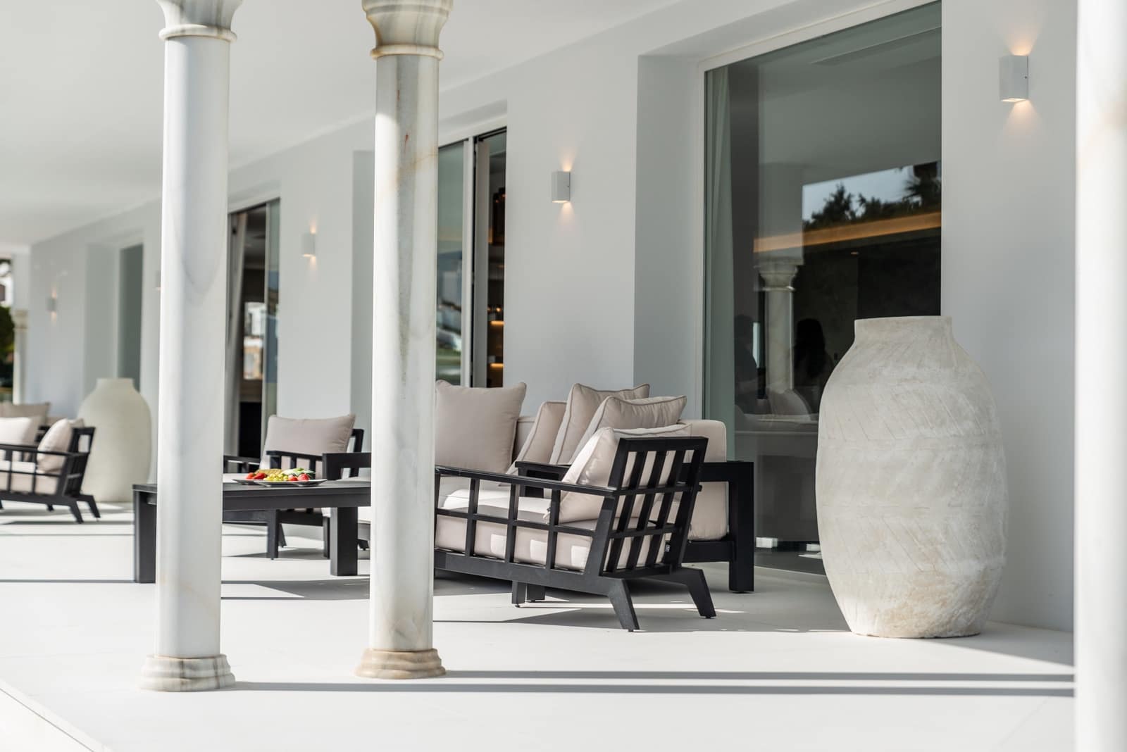 8 soveværelse Villa til salg i Nueva Andalucia med swimmingpool garage - € 7.900.000 (Ref: 7826734)