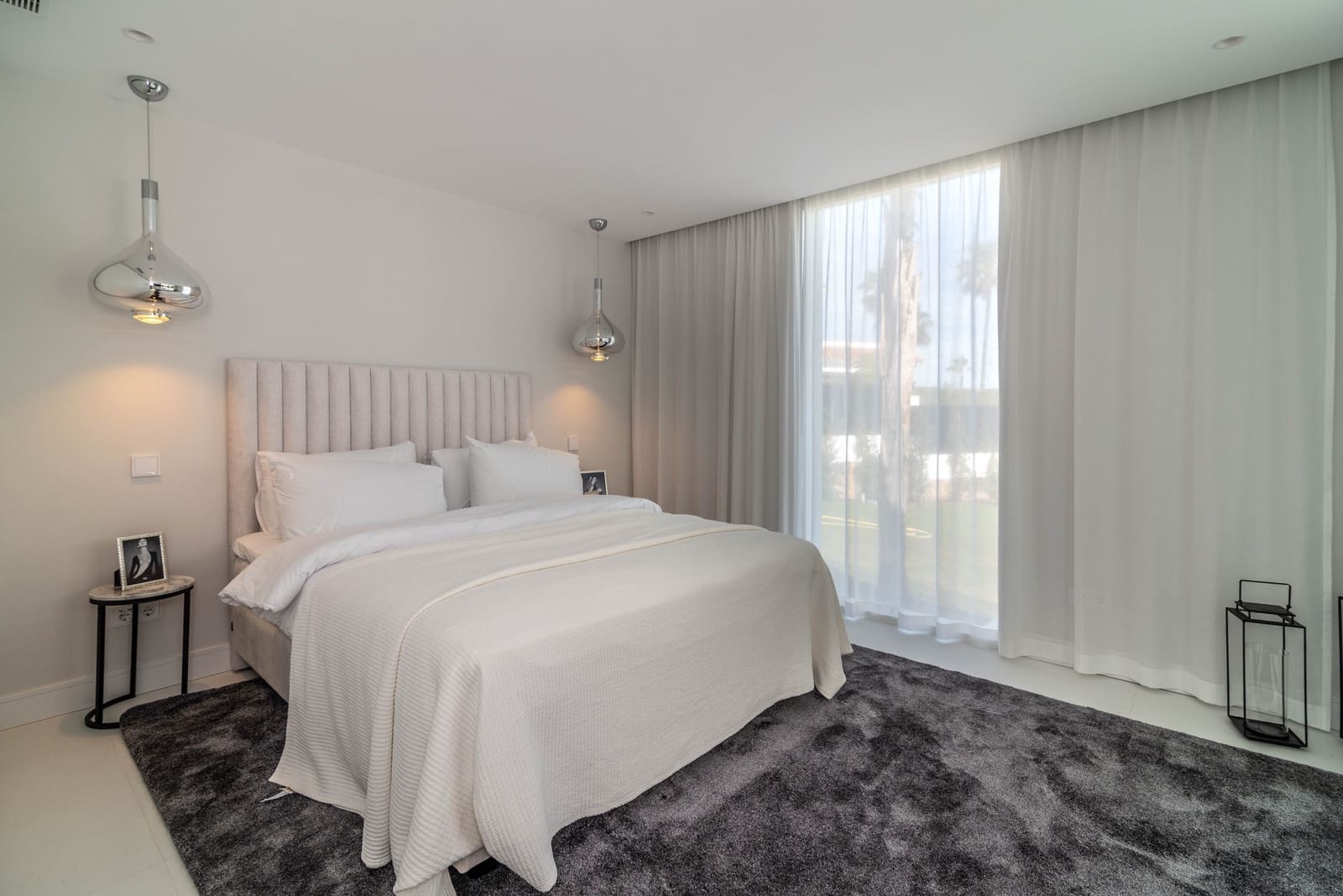 8 soveværelse Villa til salg i Nueva Andalucia med swimmingpool garage - € 7.900.000 (Ref: 7826734)