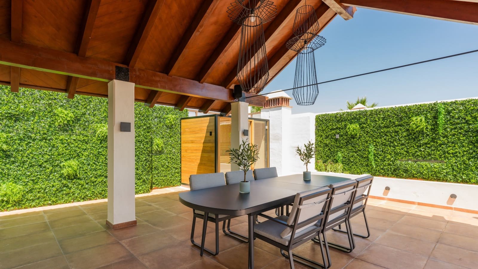 4 slaapkamer Penthouse te koop in Estepona met zwembad garage - € 1.895.000 (Ref: 7839480)