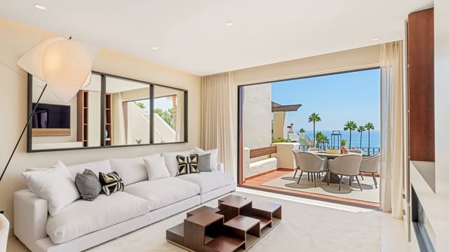 4 chambre Penthouse à vendre à El Velerín, Estepona avec piscine garage - 1 895 000 € (Ref: 7839480)