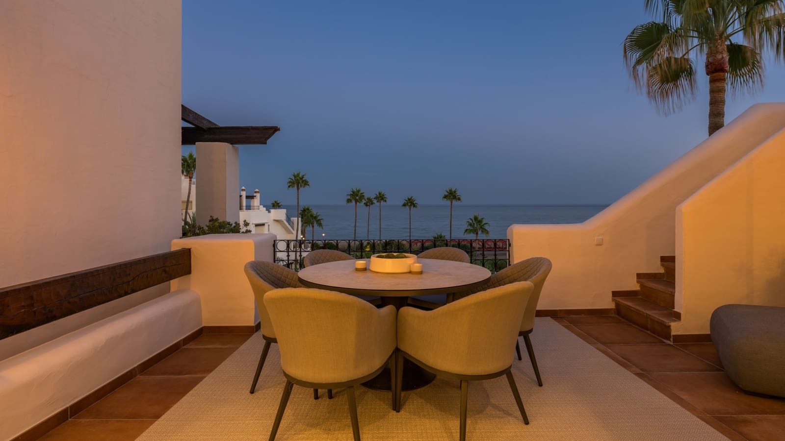 4 slaapkamer Penthouse te koop in Estepona met zwembad garage - € 1.895.000 (Ref: 7839480)