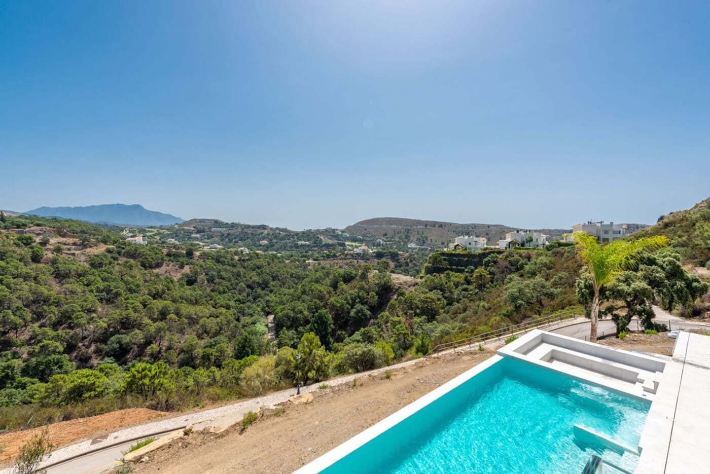 5 sovrum Villa till salu i Benahavis med pool garage - 2 750 000 € (Ref: 7839485)