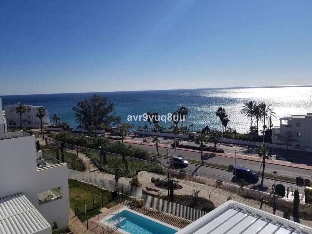 3 makuuhuone Kattohuoneisto myytävänä paikassa Benalmadena Costa mukana uima-altaan - 999 999 € (Ref: 7842308)