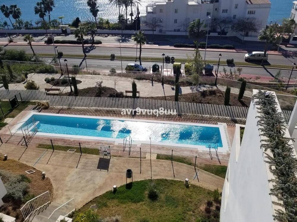 3 makuuhuone Kattohuoneisto myytävänä paikassa Benalmadena Costa mukana uima-altaan - 999 999 € (Ref: 7842308)
