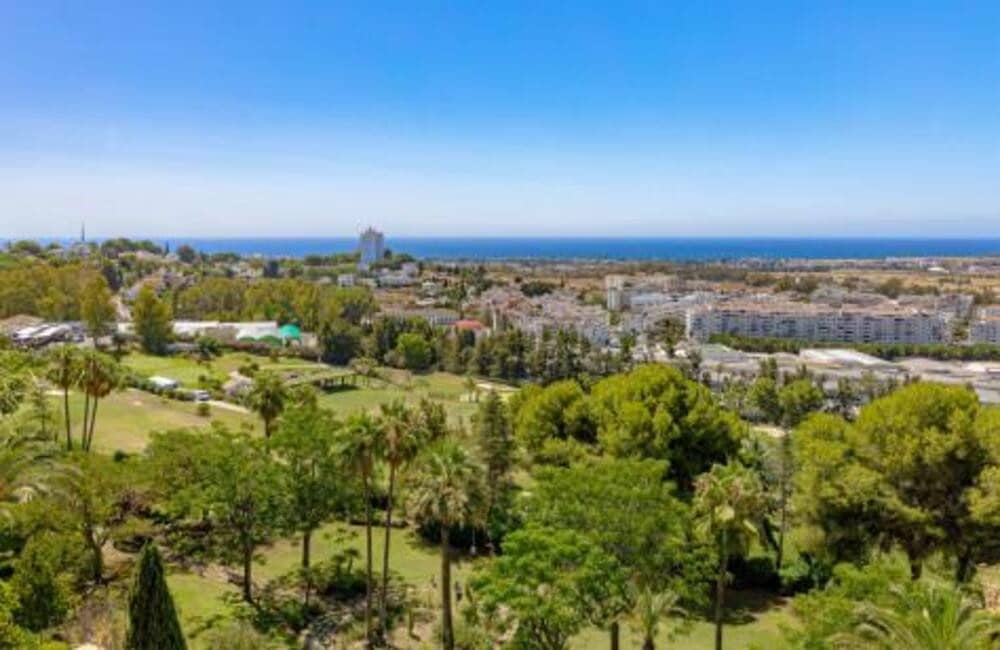 2 Zimmer Apartment zu verkaufen in Marbella mit Pool Garage - 799.000 € (Ref: 7844831)