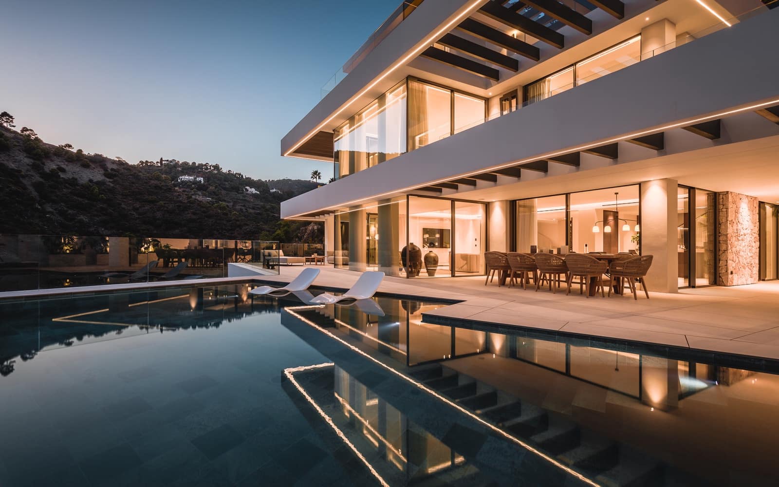 6 soveværelse Villa til salg i Benahavis med swimmingpool garage - € 7.495.000 (Ref: 7849282)