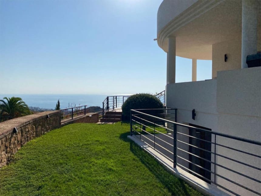 7 soveværelse Villa til salg i La Capellania med swimmingpool garage - € 3.459.750 (Ref: 7857687)